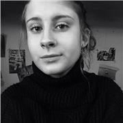 Insegnante di italiano offre ripetizioni e lezioni a bambini e ragazzi, dalla primaria al liceo